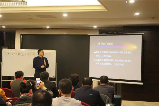 品牌定位实践 省饭烹协会衡水分会携手智卓酒店管理与恒通集团共谋餐饮未来